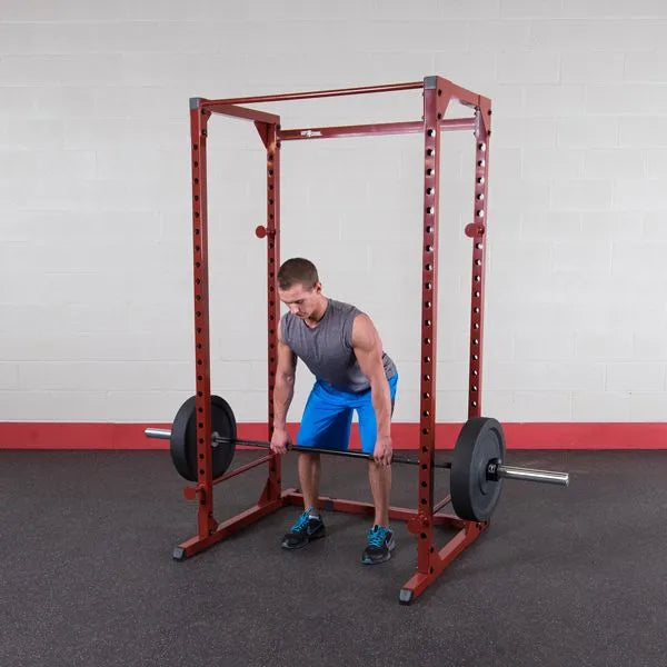 Best Fitness BFPR100 Power Rack - man on squat rack