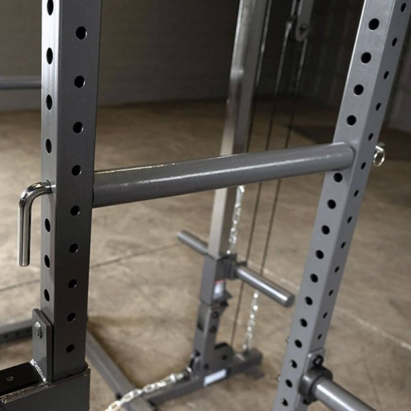 Body-Solid Powerline Power Rack PPR1000 - metal tube attached to metal bars