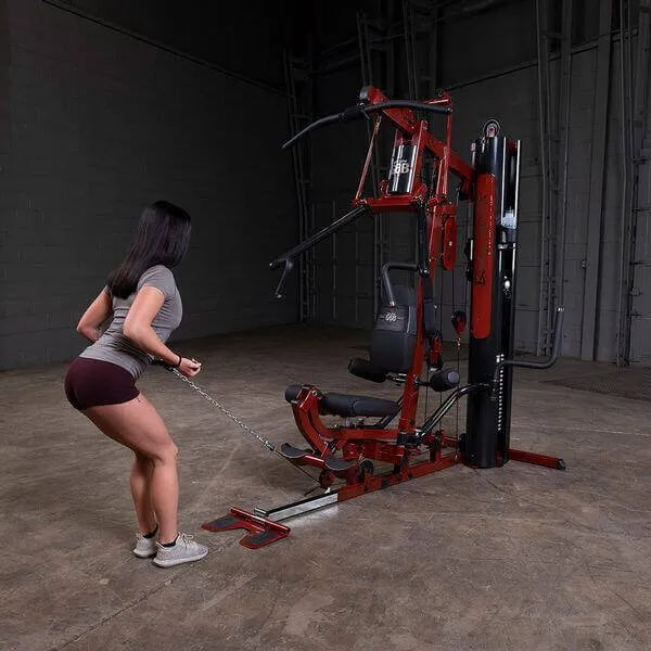 Body-Solid Single Stack Home Gym G6BR - Female model pulling rope while doing squats