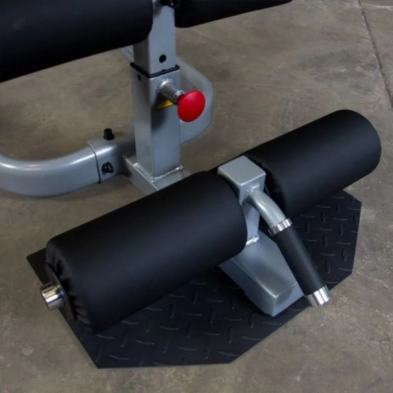 Body-Solid Sissy Squat GSS50 - Close up view of feet support